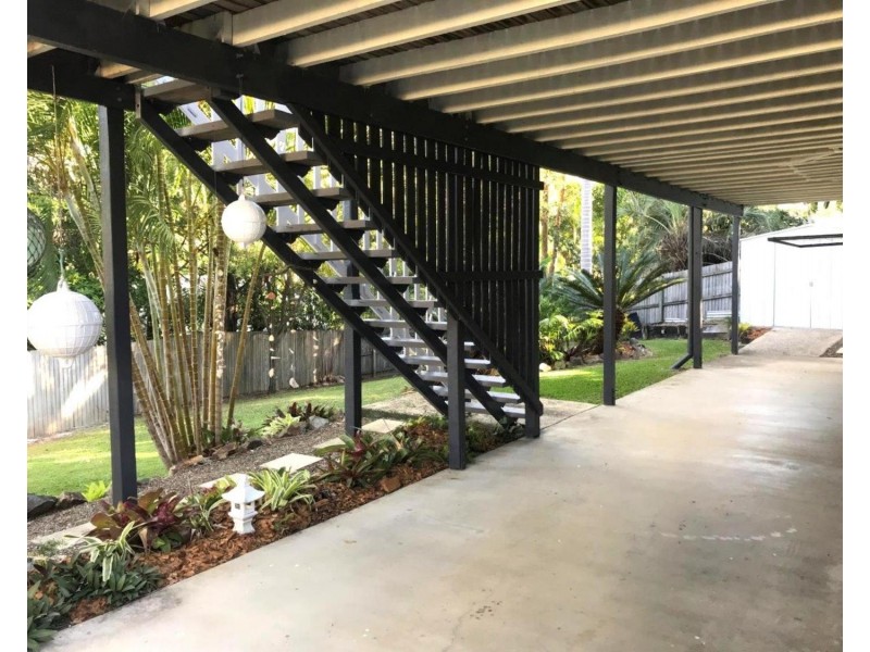 5 Century Court, Mount Coolum QLD 4573