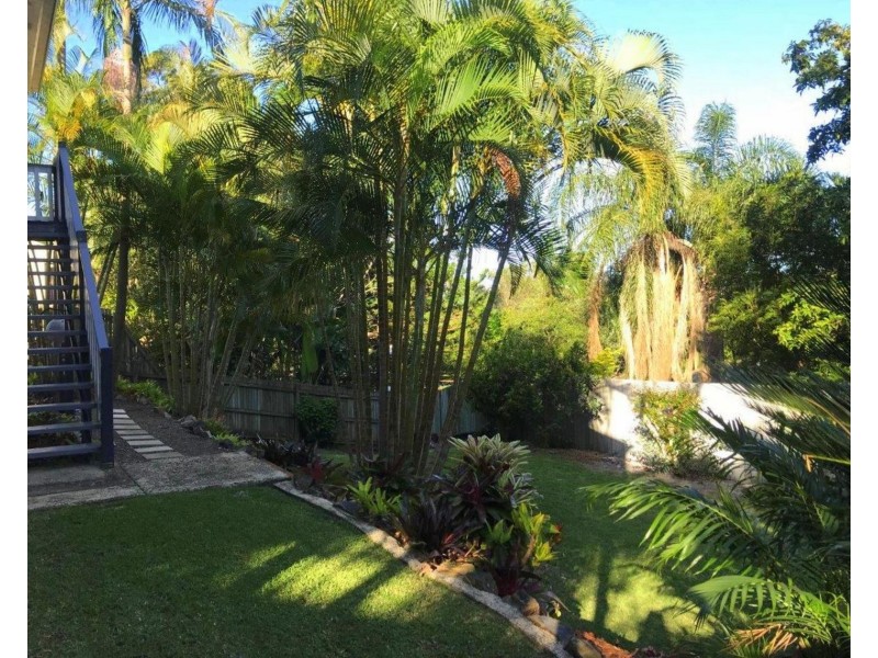 5 Century Court, Mount Coolum QLD 4573