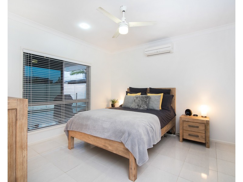 8 Wave Crescent, Mount Coolum QLD 4573