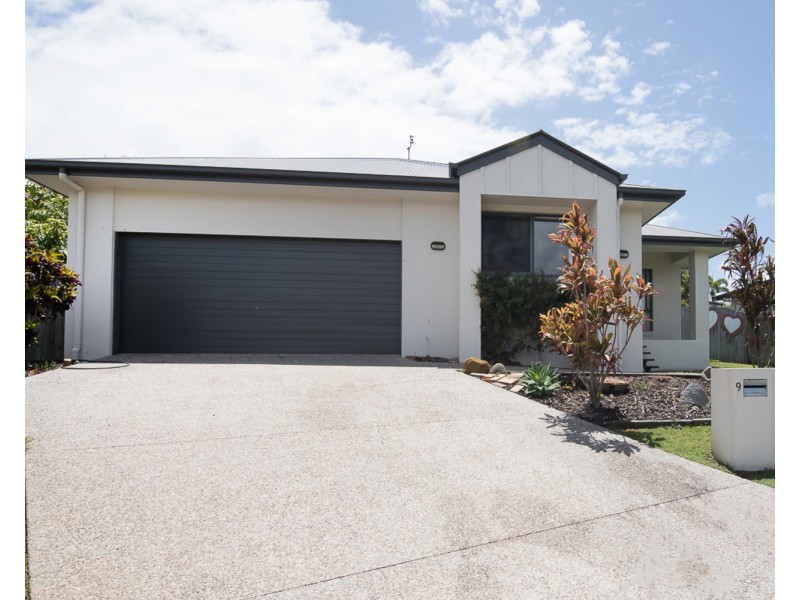 9 Pebble Court, Peregian Springs QLD 4573