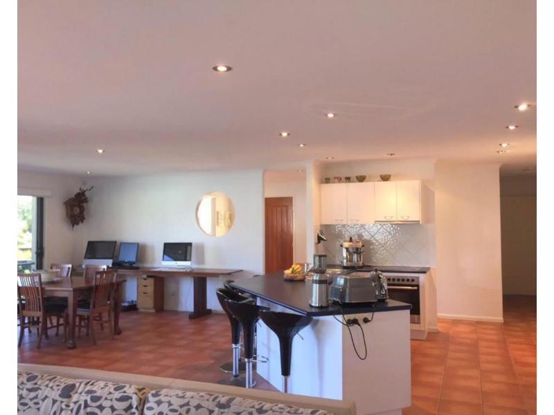 2 Amethyst Place, Yaroomba QLD 4573