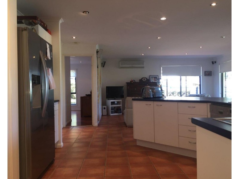 2 Amethyst Place, Yaroomba QLD 4573