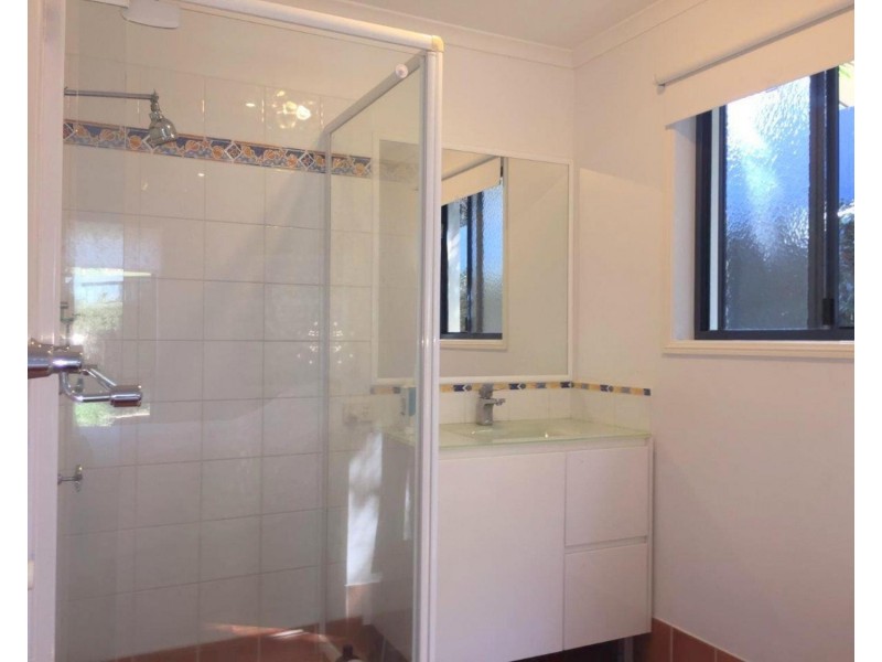 2 Amethyst Place, Yaroomba QLD 4573