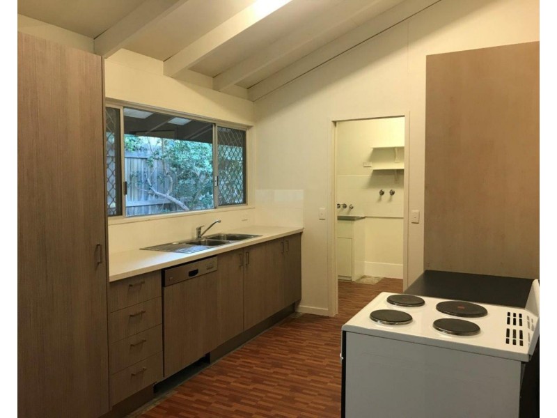 2 Geeribach Lane, Yaroomba QLD 4573