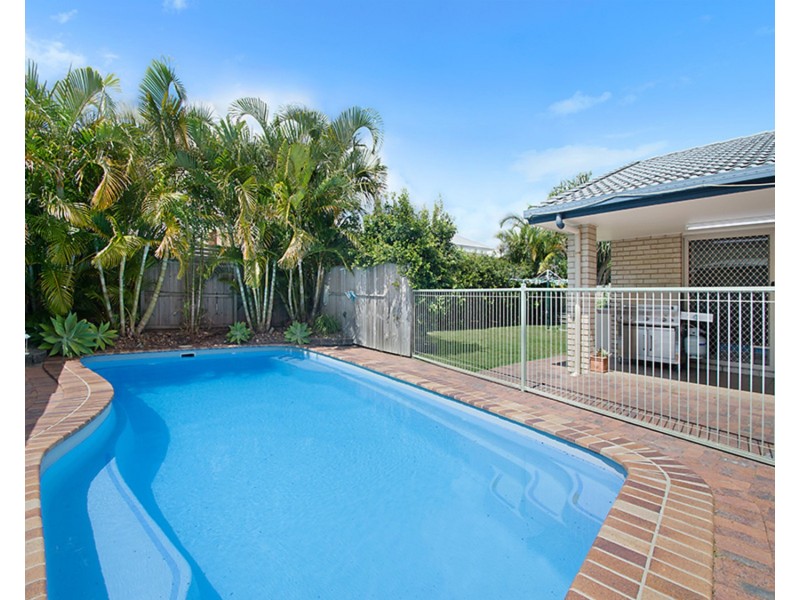 8 Kallatina Court, Mount Coolum QLD 4573