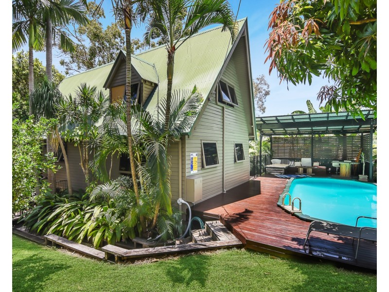 2 Lagoda Drive, Mount Coolum QLD 4573
