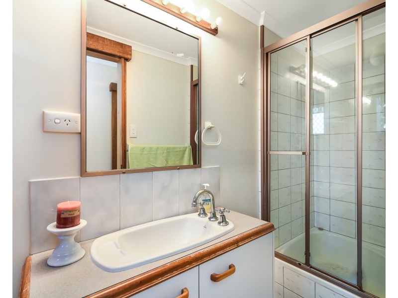 1/3 Jarnahill Drive, Mount Coolum QLD 4573