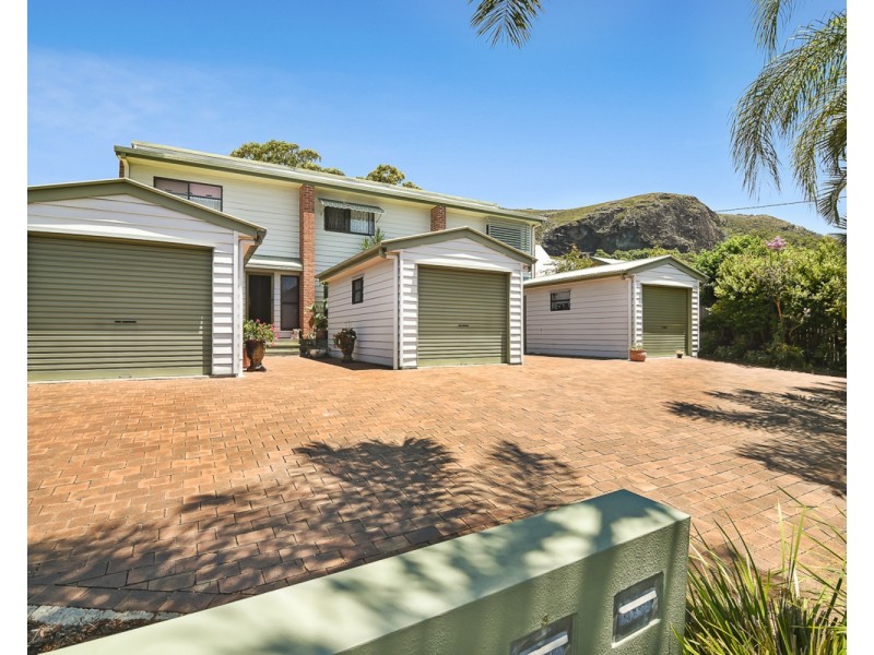 1/3 Jarnahill Drive, Mount Coolum QLD 4573
