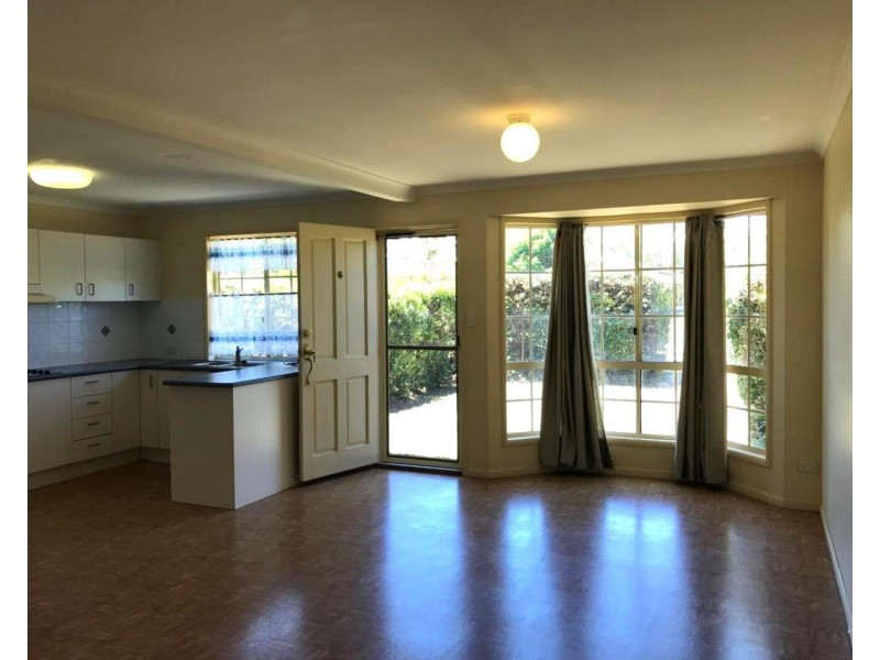 6/6 Yerranya Row, Yaroomba QLD 4573