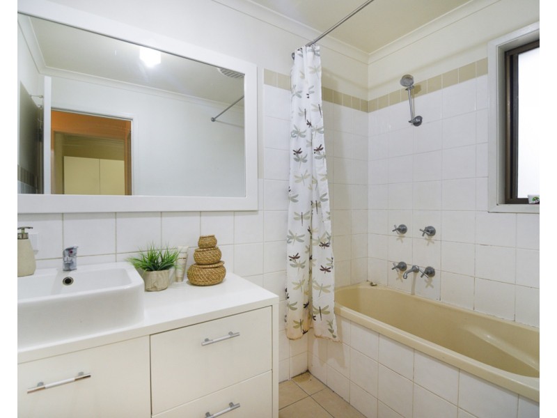 8 Lagoda Drive, Mount Coolum QLD 4573