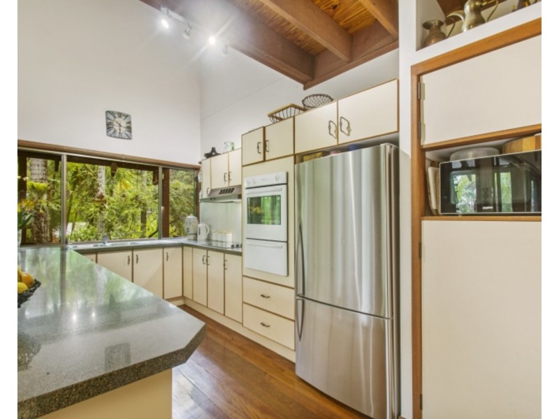68 Bracken Fern Road, Yandina QLD 4561