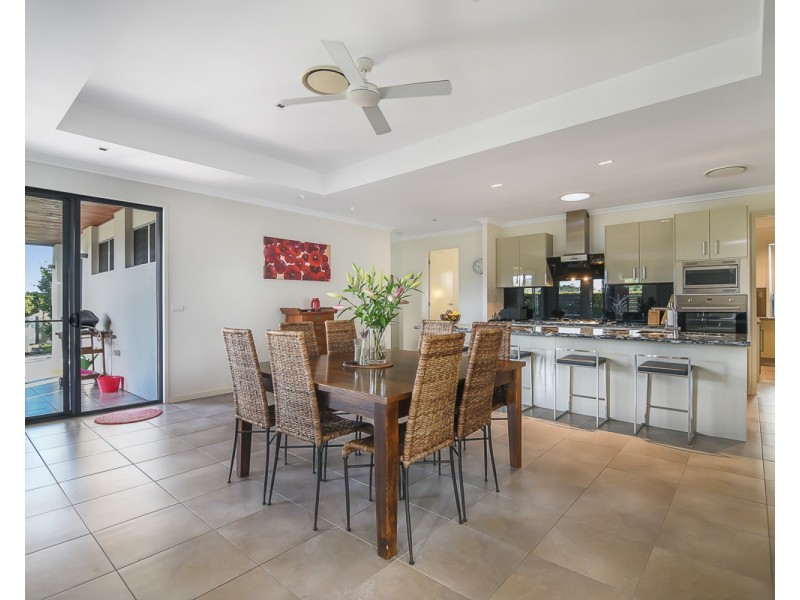 13 Maidstone Crescent, Peregian Springs QLD 4573