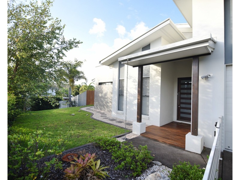 13 Maidstone Crescent, Peregian Springs QLD 4573