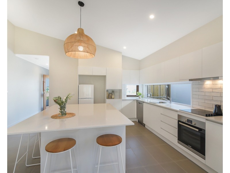 31 Pipleline Avenue, Peregian Beach QLD 4573