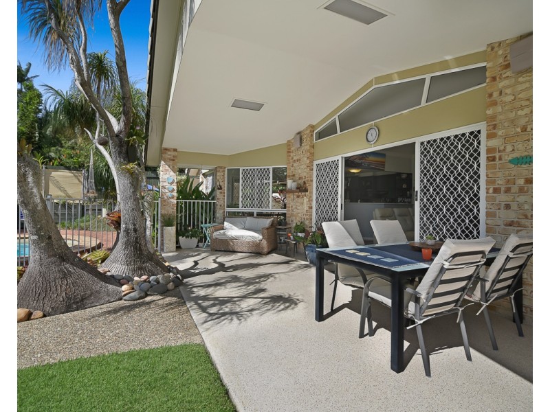 5 Tuckeroo Court, Coolum Beach QLD 4573