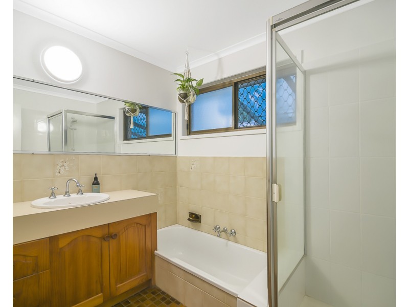 17 Biscayne Drive, Coolum Beach QLD 4573