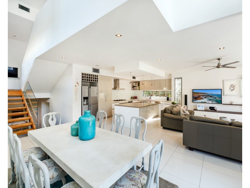 9 Bonment Road, Coolum Beach QLD 4573