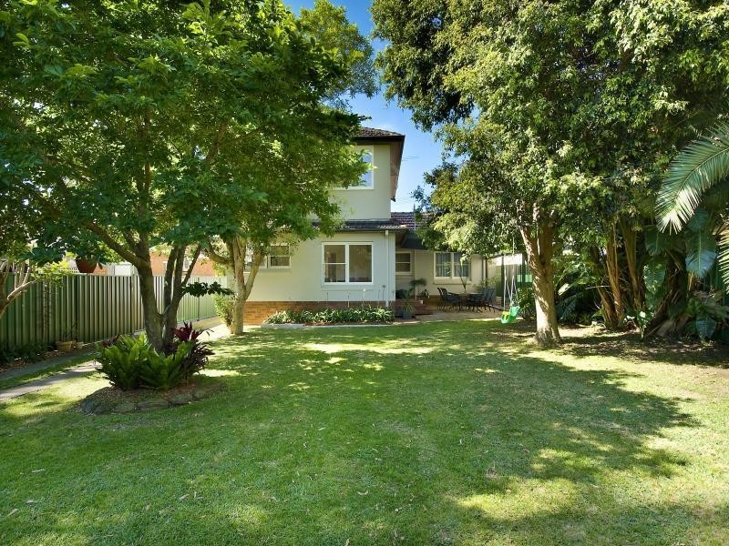 16 Yuruga Avenue, Caringbah NSW 2229