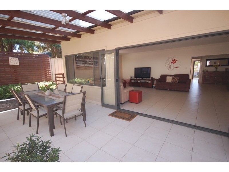 18 Kanoona Street, Caringbah NSW 2229