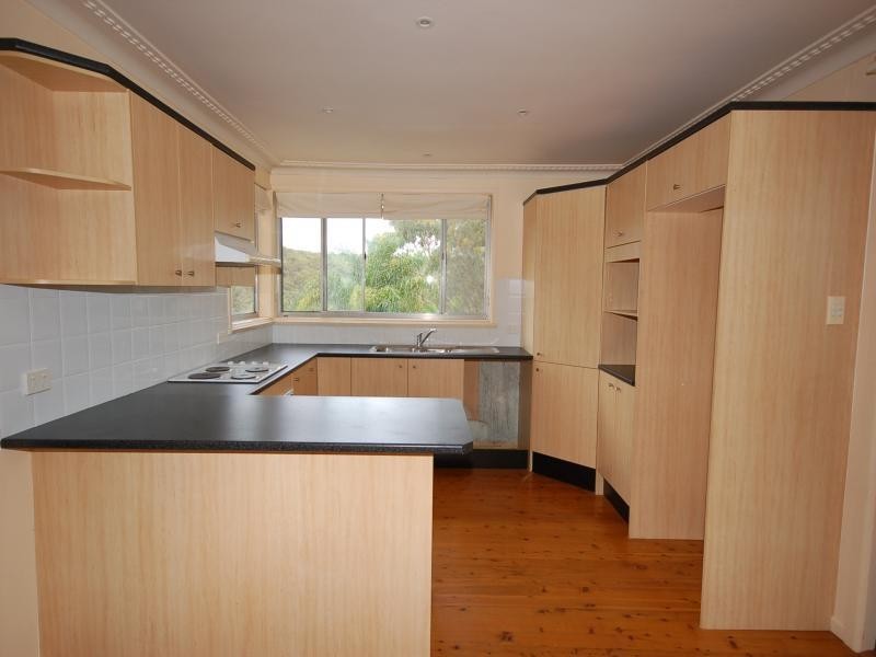 17 Meehan Place, Kirrawee NSW 2232
