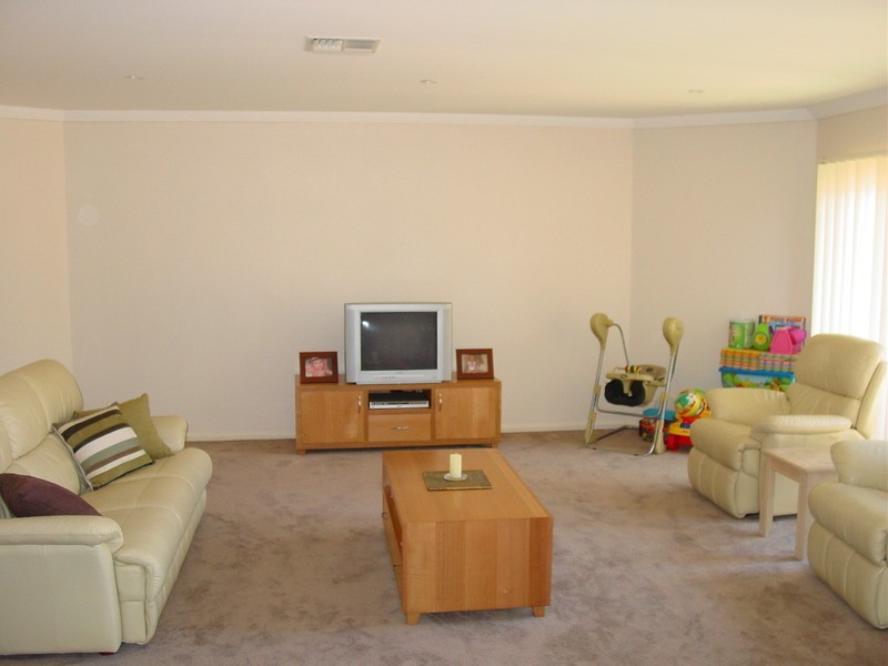 2/1-3 Ellis Street, Sylvania NSW 2224