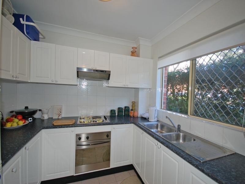 23/13-21 Oxford St, Sutherland NSW 2232