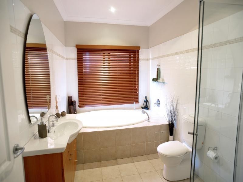 39 Bunarba Road, Gymea Bay NSW 2227