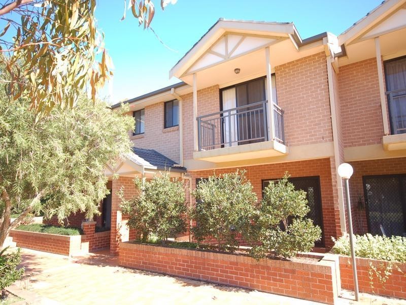 8/8 Warumbui Ave, Miranda NSW 2228