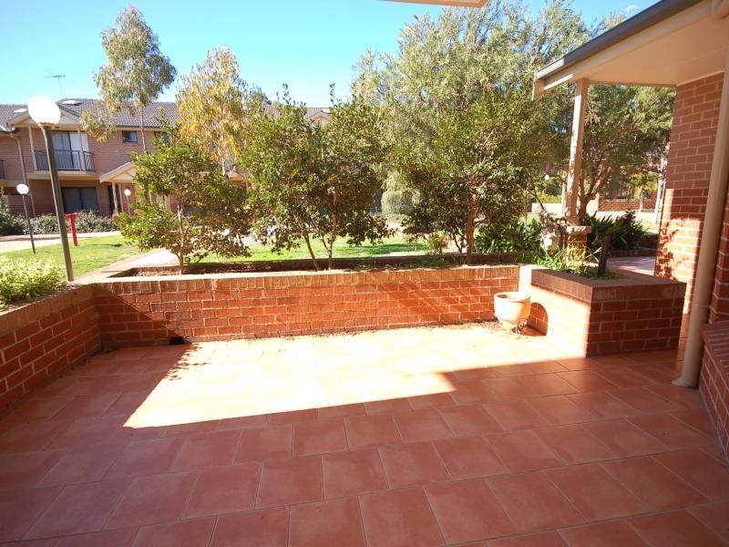 8/8 Warumbui Ave, Miranda NSW 2228