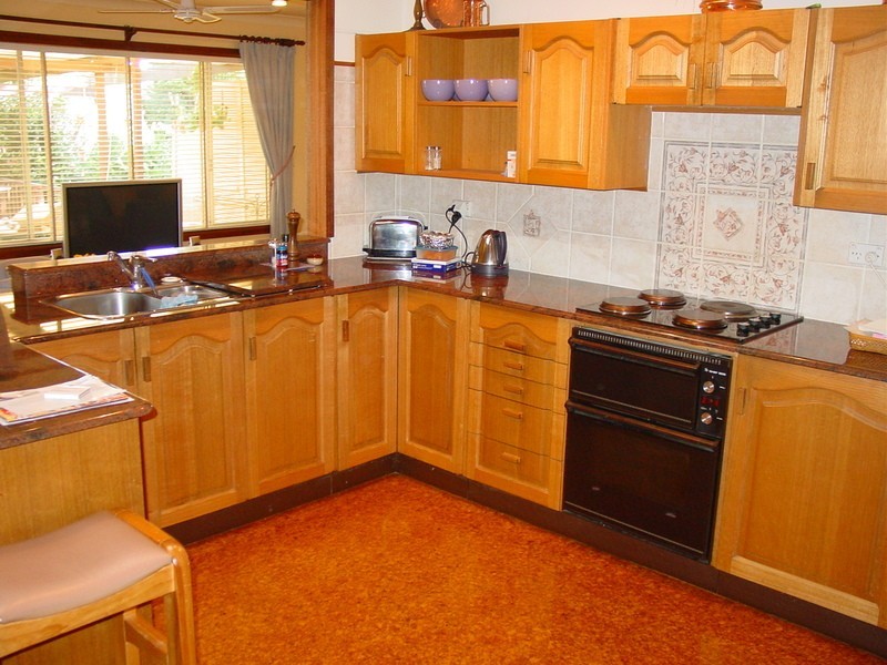 28 Bimbadeen Avenue, Miranda NSW 2228