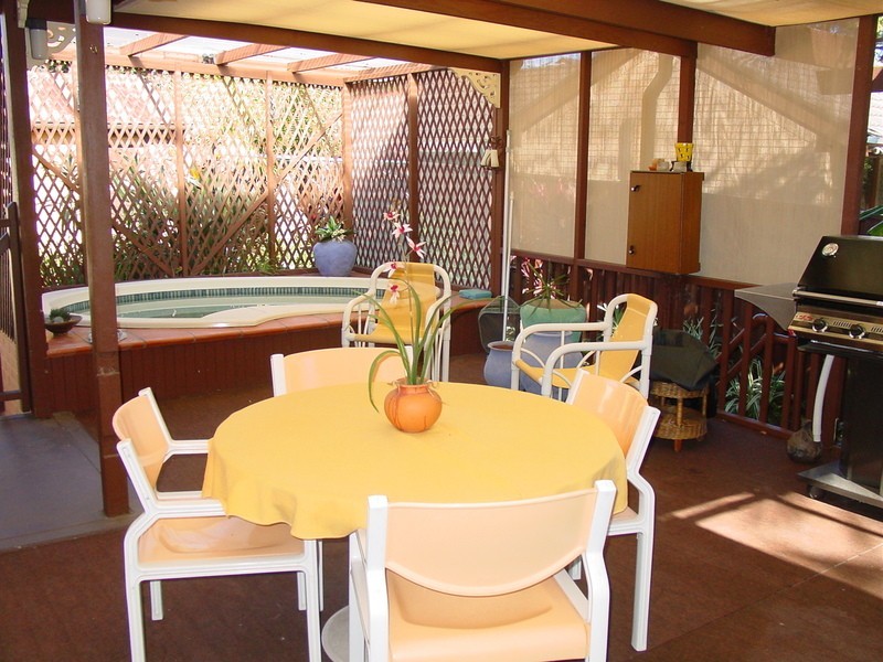 28 Bimbadeen Avenue, Miranda NSW 2228