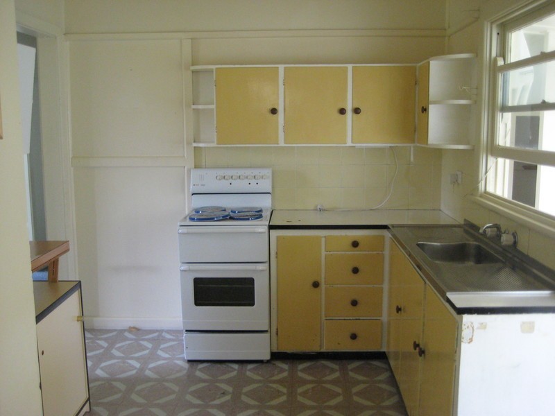 26 Bimbadeen Avenue, Miranda NSW 2228