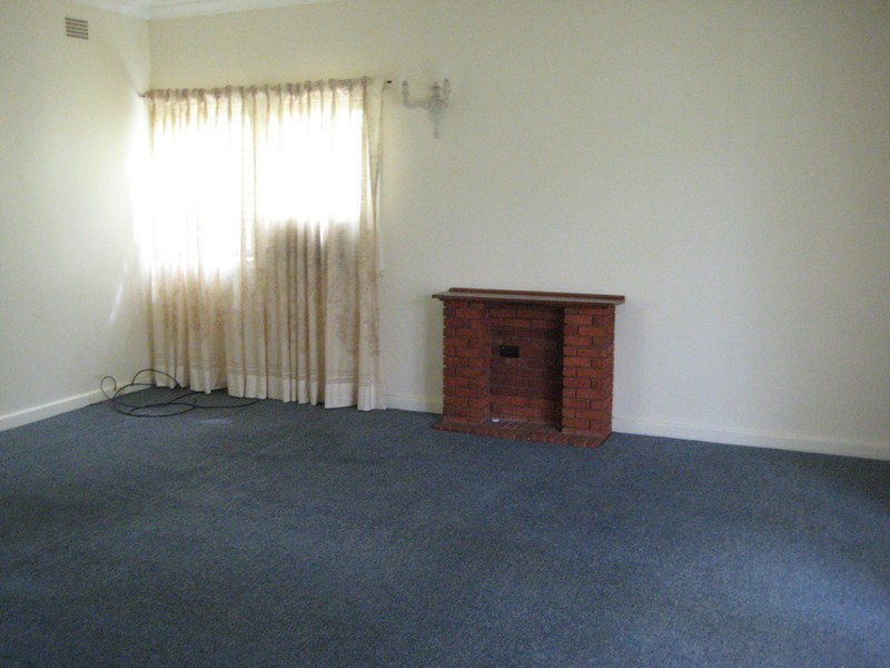 26 Bimbadeen Avenue, Miranda NSW 2228