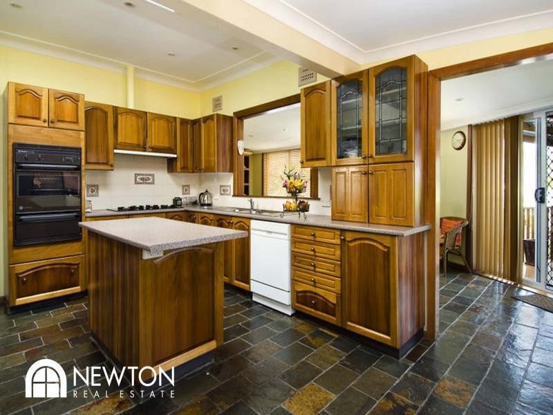 18 Premier Street, Gymea NSW 2227