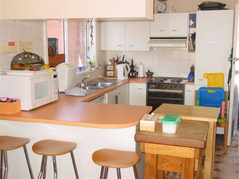 4 Chakola Place, Kirrawee NSW 2232