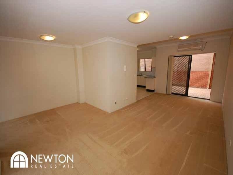 33/8 Warumbui Ave, Miranda NSW 2228