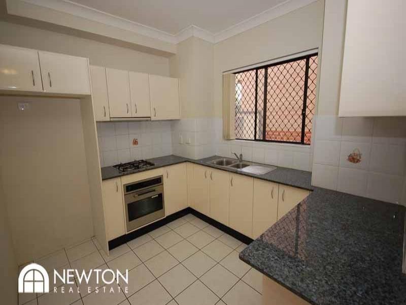 33/8 Warumbui Ave, Miranda NSW 2228