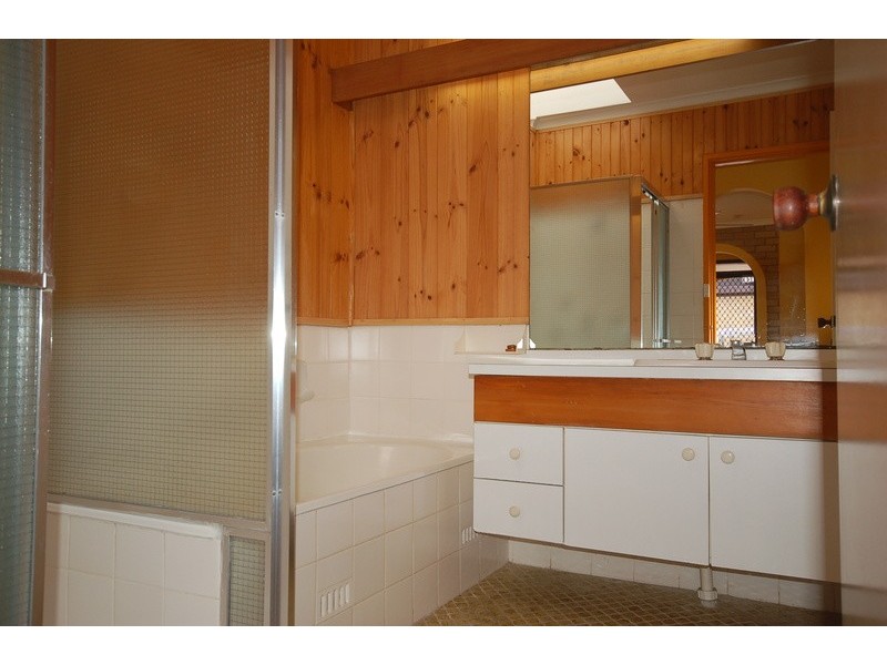 20/82 Yathong Road, Caringbah NSW 2229