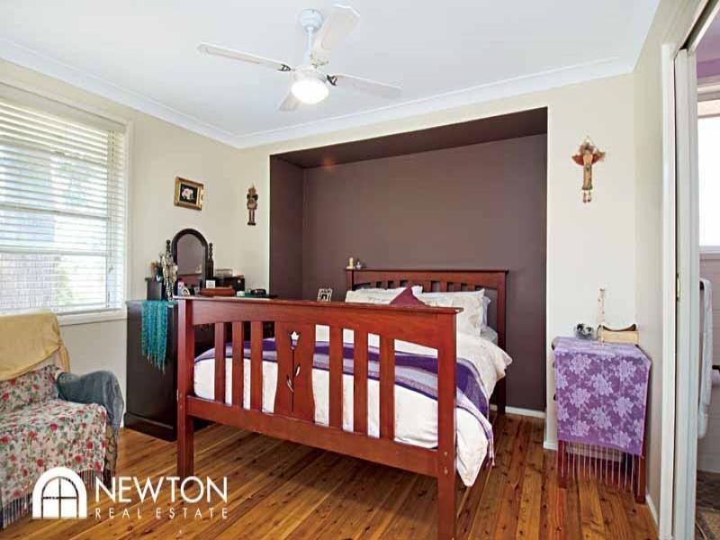 11 Timaru Place, Kirrawee NSW 2232