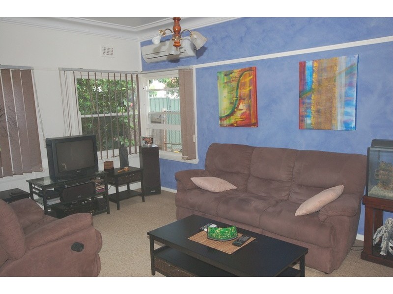 37 Manchester Road, Gymea NSW 2227