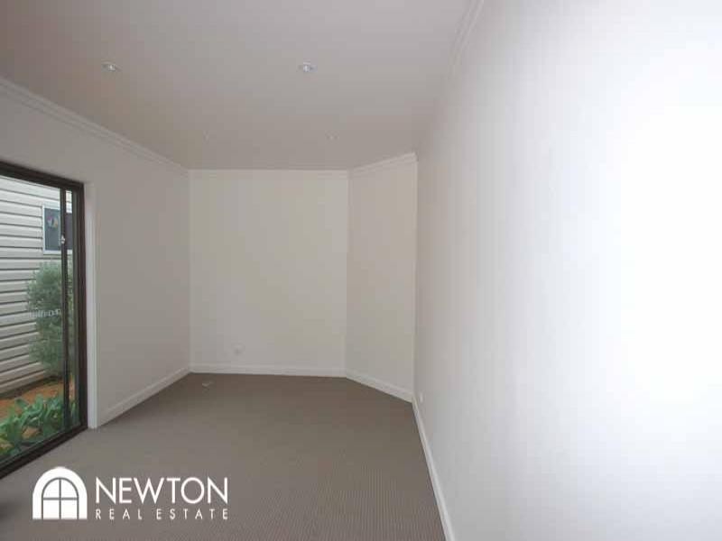 2/50 Willarong Road, Caringbah NSW 2229