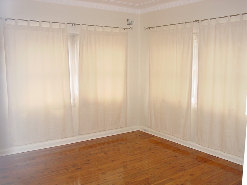 35 Vista Street, Caringbah NSW 2229