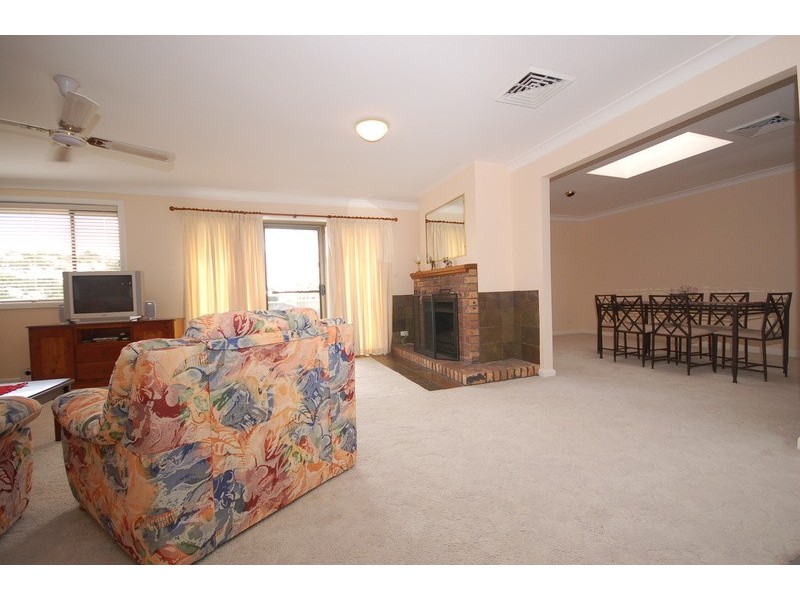 2 Lowry Place, Woronora Heights NSW 2233