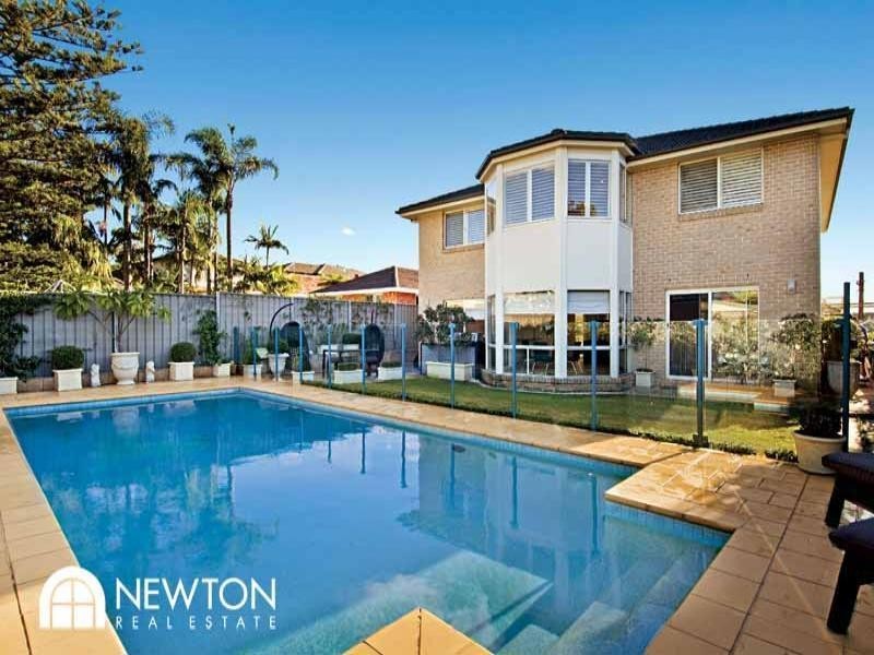 64 Holt Road, Taren Point NSW 2229
