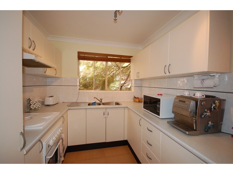 2/76-78 Auburn Street, Sutherland NSW 2232