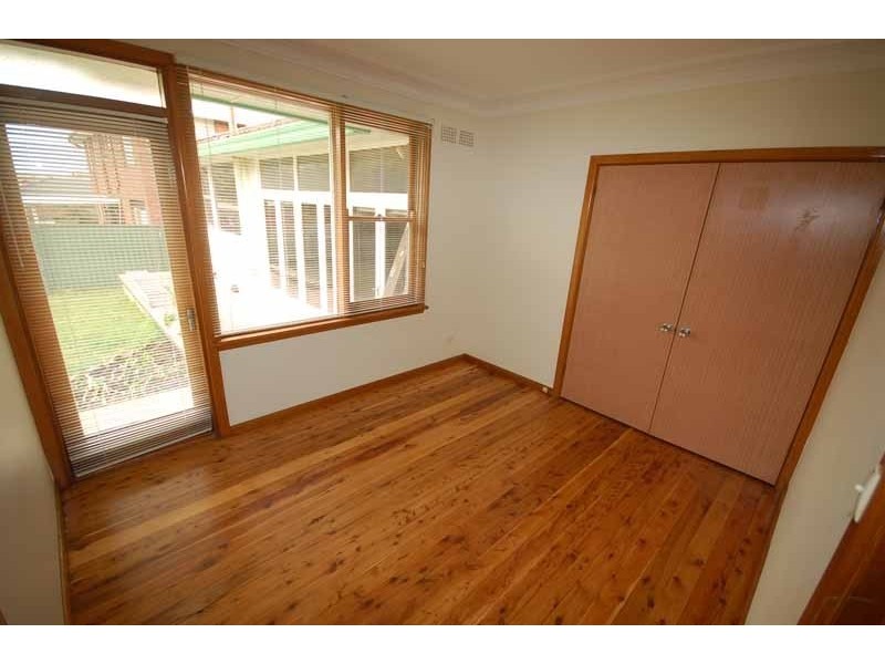 19 Queanbeyan Avenue, Miranda NSW 2228