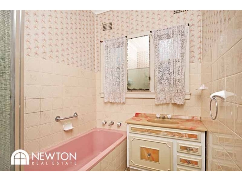 25 Taren Road, Caringbah NSW 2229