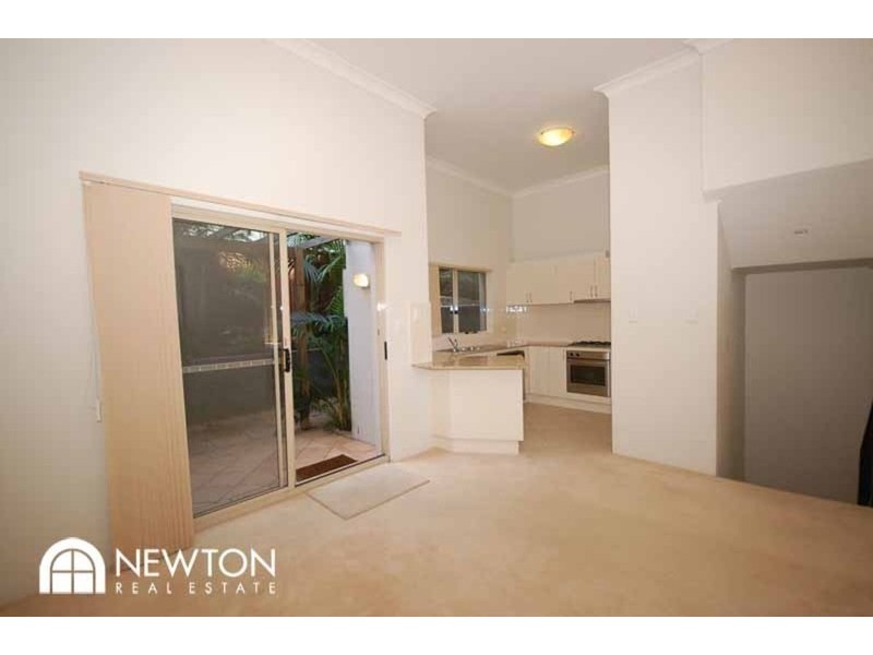 8/20 Kumbardang Avenue, Miranda NSW 2228