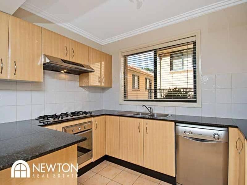 6/6 Mowbray Street, Sylvania NSW 2224