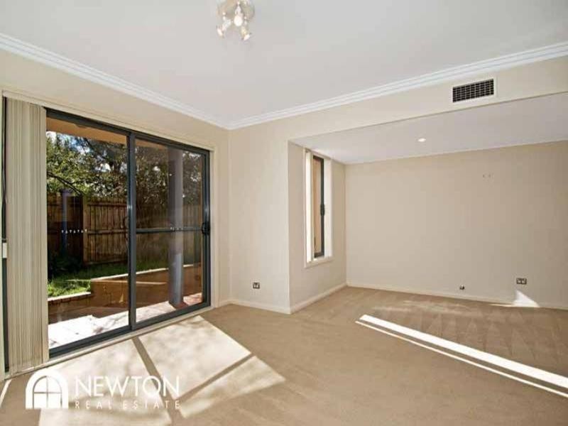 6/6 Mowbray Street, Sylvania NSW 2224